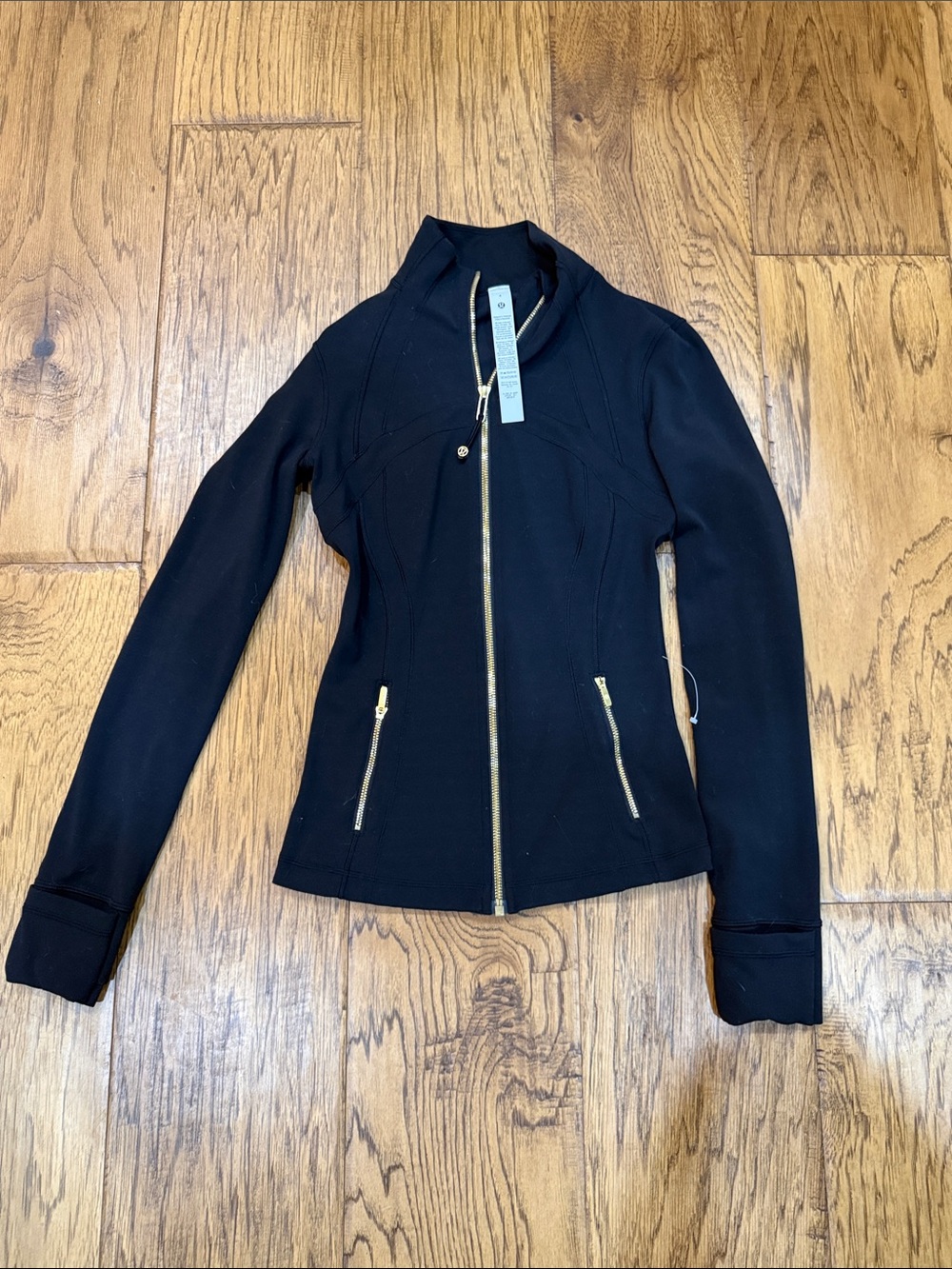 Lululemon Define Jacket Nulu Black Gold Size 4 NWOT
